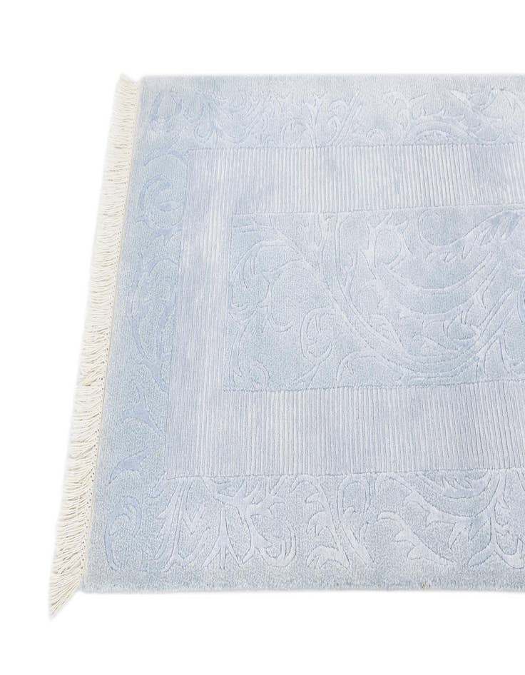 Detail image of  2' 7 x 5'  Hand Knotted Darya Wool Rug