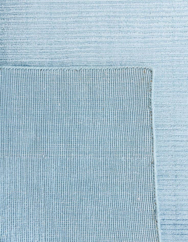 Detail image of  5' 7 x 7' 10 Darya Rug