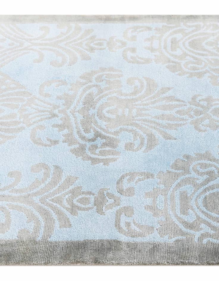 Detail image of  2' 10 x 5' 1  Hand Knotted Darya Wool Rug