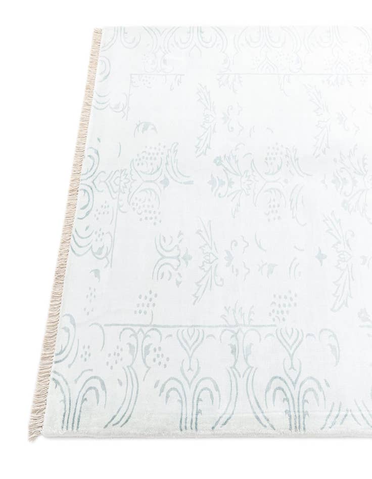 Detail image of  4' x 5' 11 Darya Rug