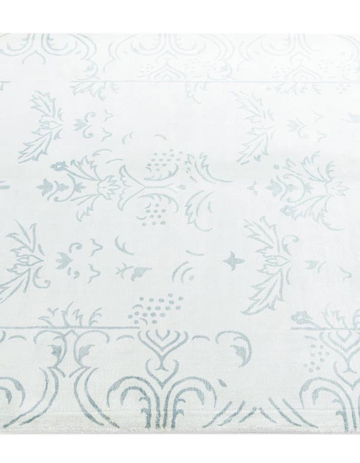 Detail image of  4' x 5' 11 Darya Rug