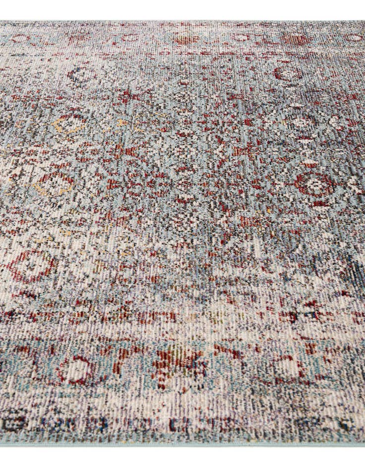 Detail image of  5' 4 x 7' 4 Fleur Rug