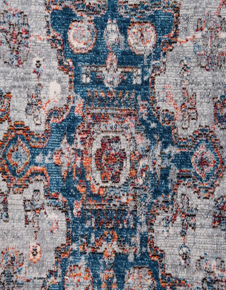 Detail image of  5' 2 x 7' 8 Fleur Rug