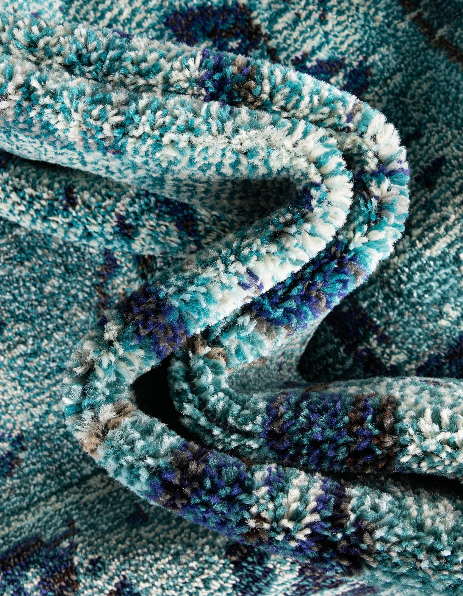 Light Blue 8' x 10' Washable Fleur Rug | Rugs.com