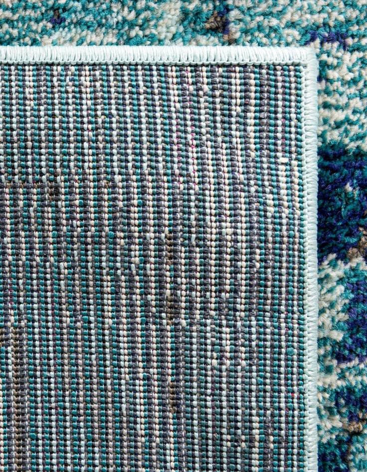 Detail image of  7' x 10'  Washable Fleur Rug