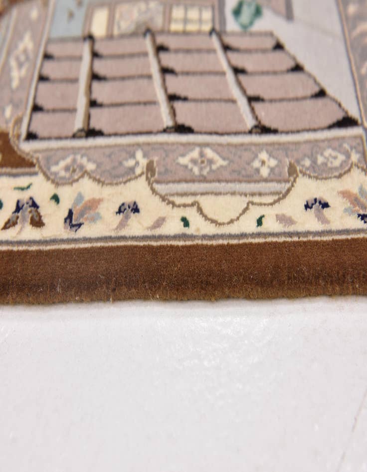 Detail image of  4' 4 x 6' 6  Hand Knotted Isfahan Persian Rug