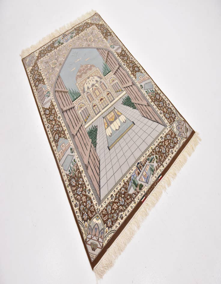 Detail image of  4' 4 x 6' 6  Hand Knotted Isfahan Persian Rug