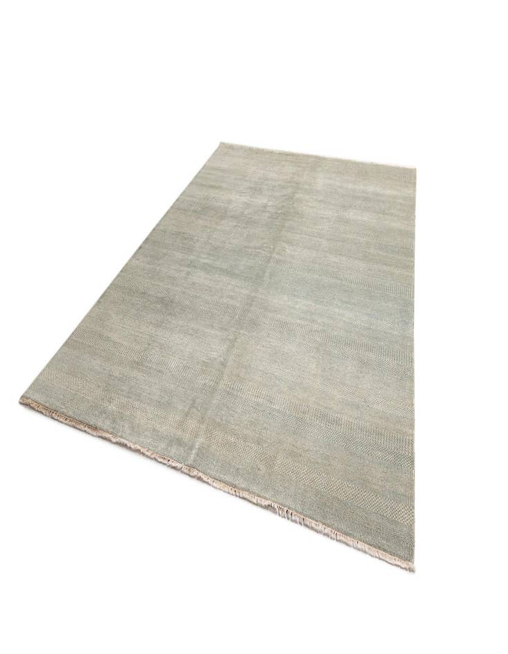 Detail image of  9' 1 x 12' 2 Kamla Wool Rug