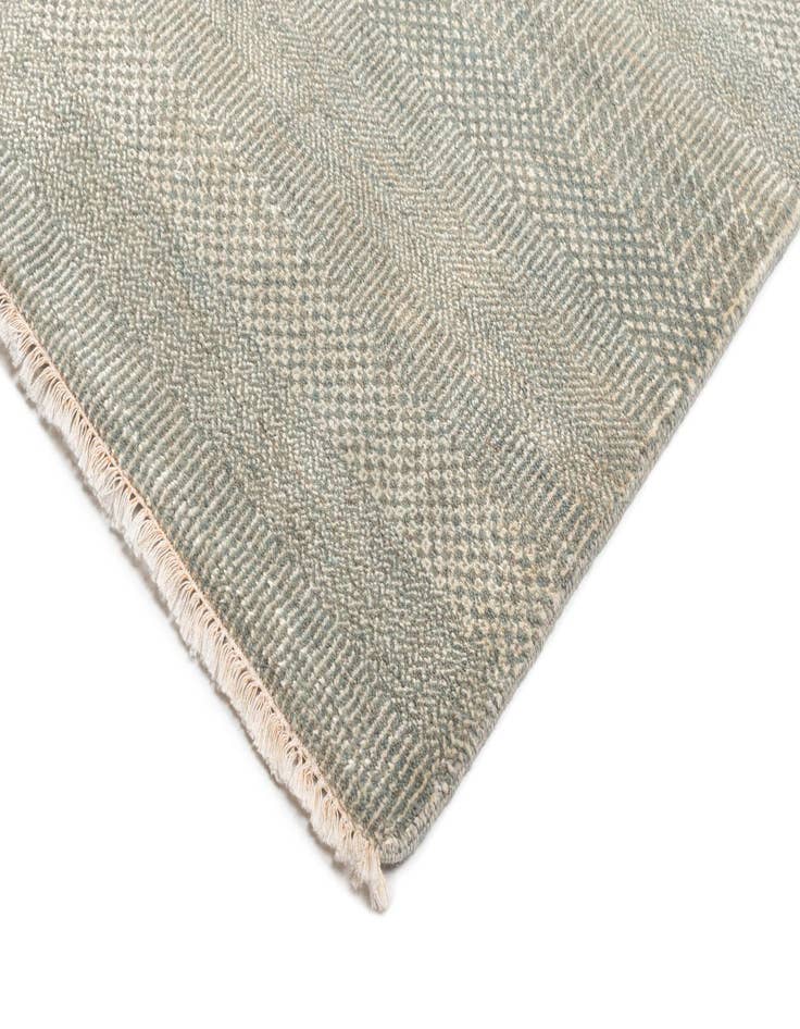 Detail image of  9' 1 x 12' 2 Kamla Wool Rug