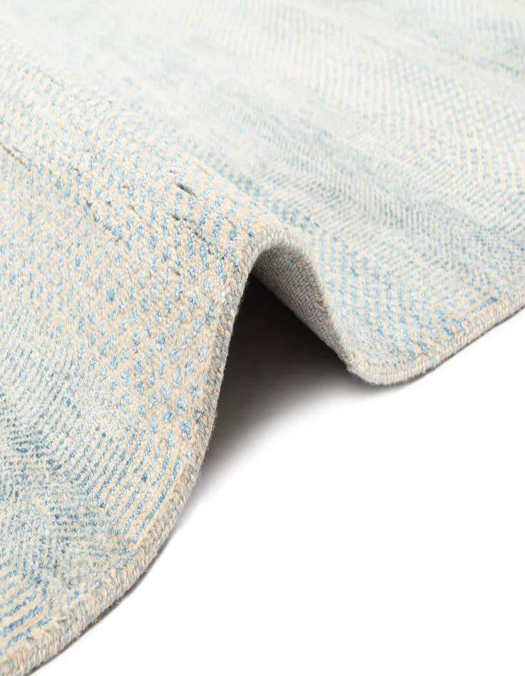 Detail image of  8' x 10' 1 Kamla Wool Rug