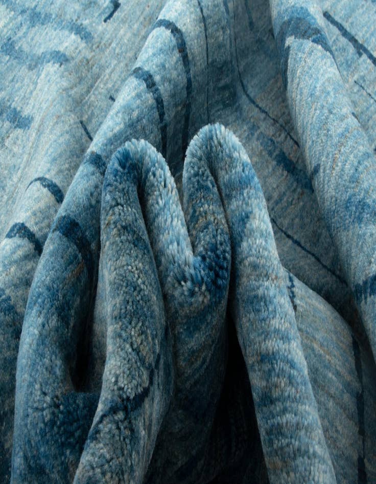 Detail image of  6' 9 x 9' 5 Kashkuli Wool Rug