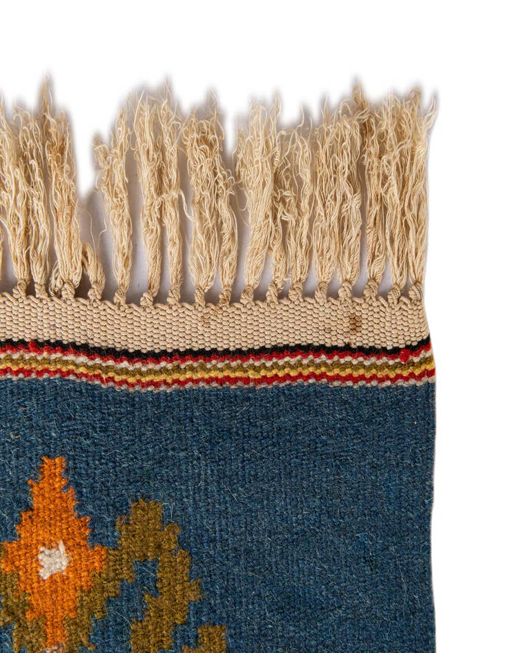 Detail image of  1' 3 x 1' 6  Hand Woven Kilim Dhurrie Wool Rug