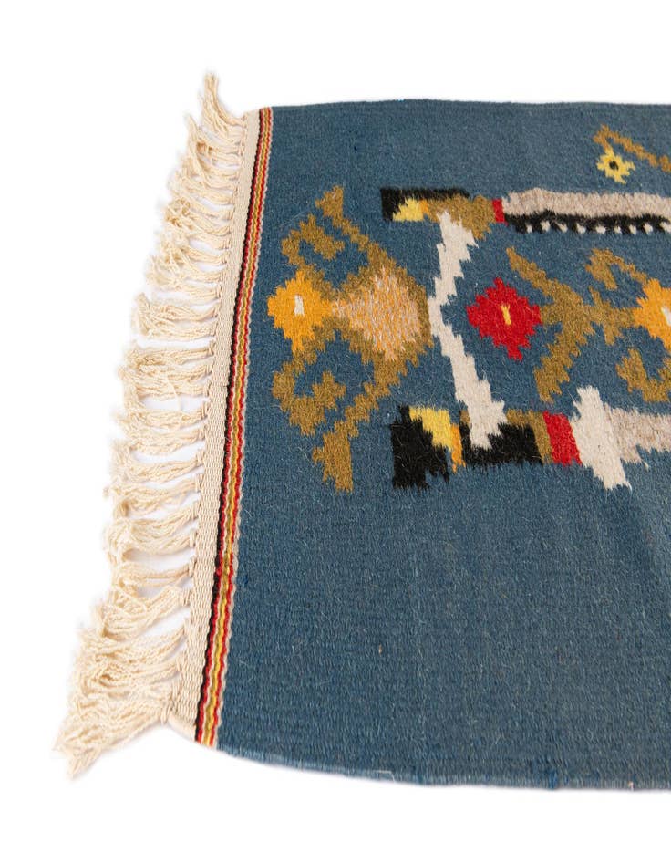 Detail image of  1' 4 x 1' 7  Hand Woven Kilim Dhurrie Wool Rug