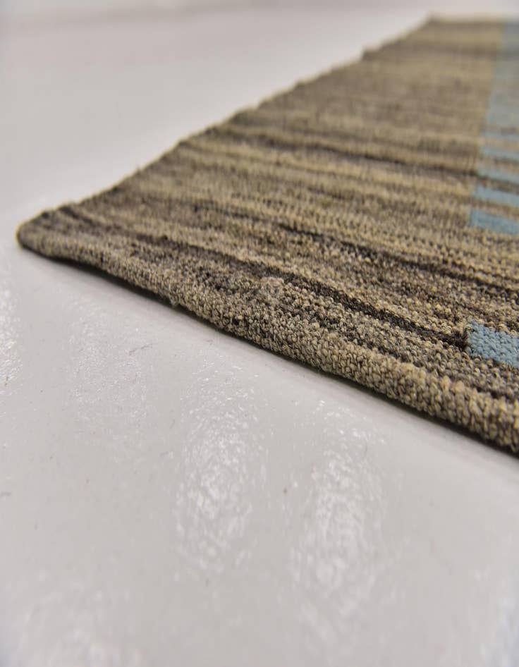 Detail image of  5' 8 x 8'  Hand Woven Kilim Modern Wool Rug