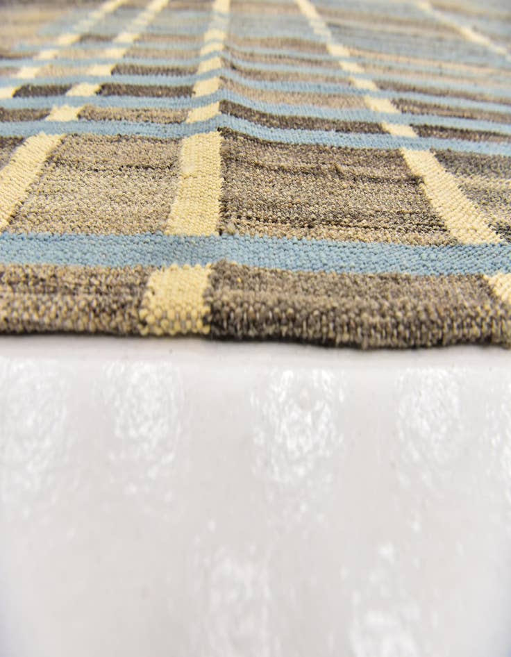 Detail image of  5' 8 x 8' 3  Hand Woven Kilim Modern Wool Rug