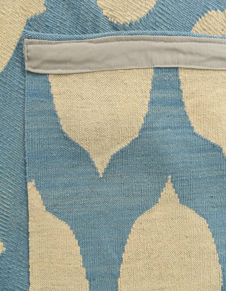 Detail image of  7' x 9' 8  Hand Woven Kilim Modern Wool Rug