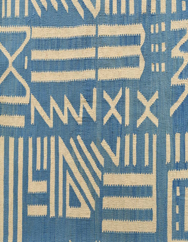 Detail image of  6' 11 x 9' 7  Hand Woven Kilim Modern Wool Rug