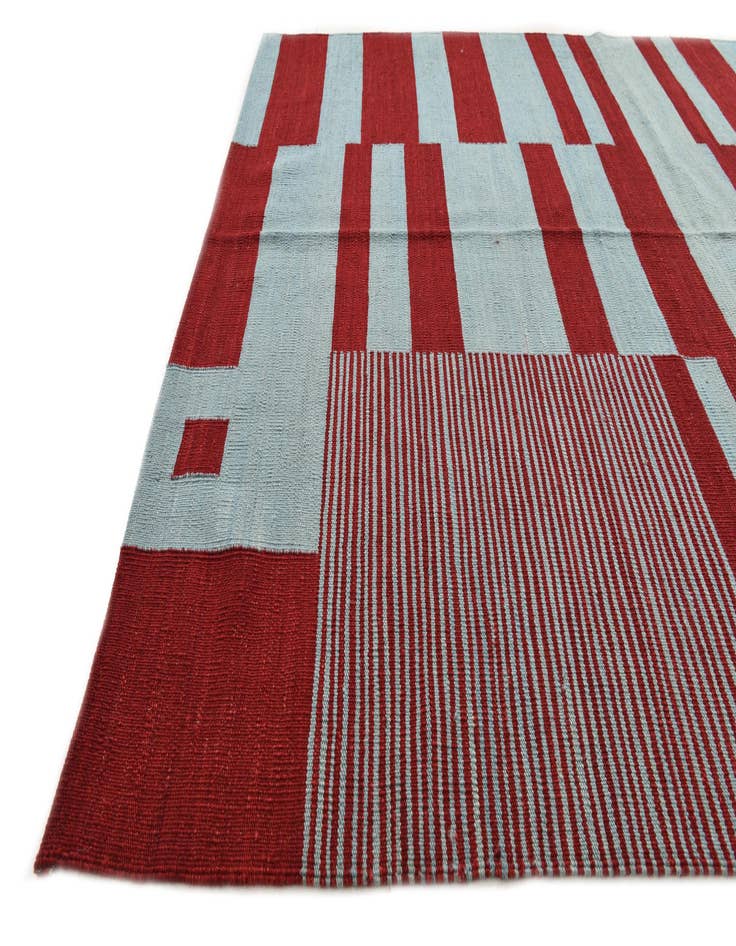 Detail image of  5' 4 x 6' 8  Hand Woven Kilim Modern Wool Rug