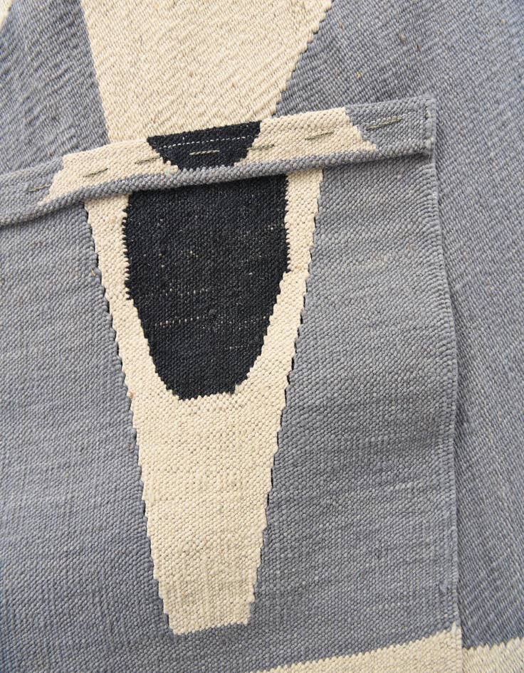 Detail image of  5' 11 x 7' 6  Hand Woven Kilim Modern Wool Rug