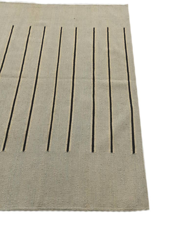 Detail image of  4' 3 x 5' 10  Hand Woven Kilim Modern Wool Rug