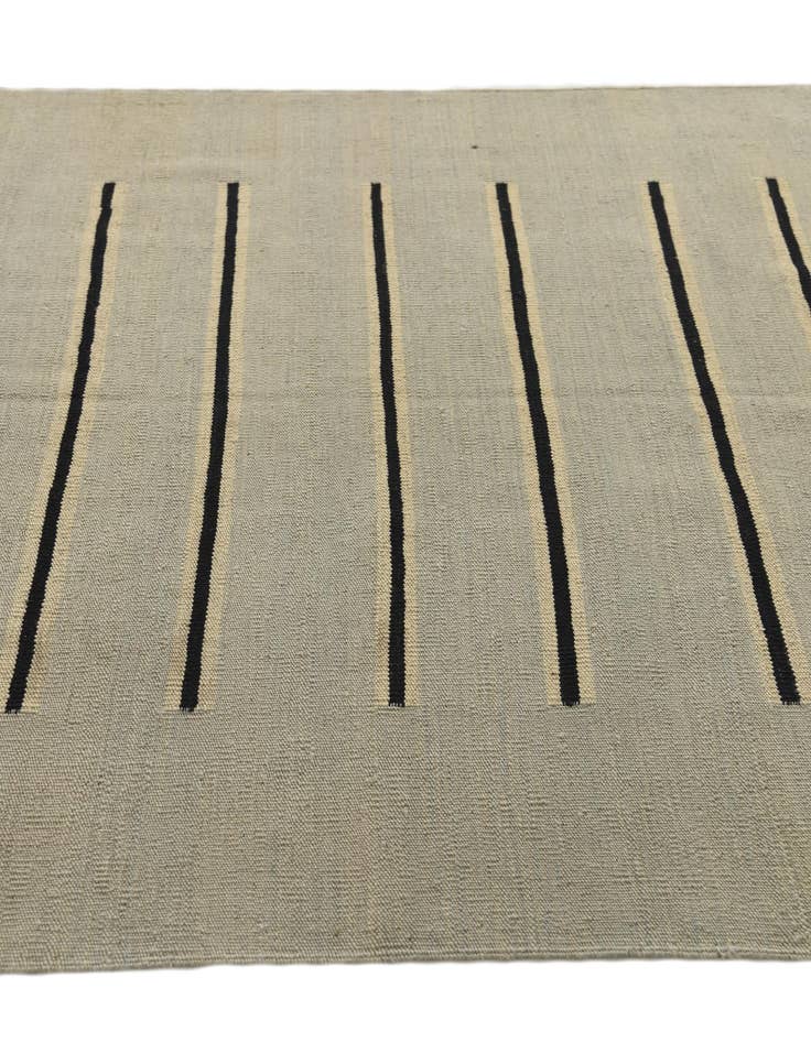 Detail image of  4' 3 x 5' 10  Hand Woven Kilim Modern Wool Rug