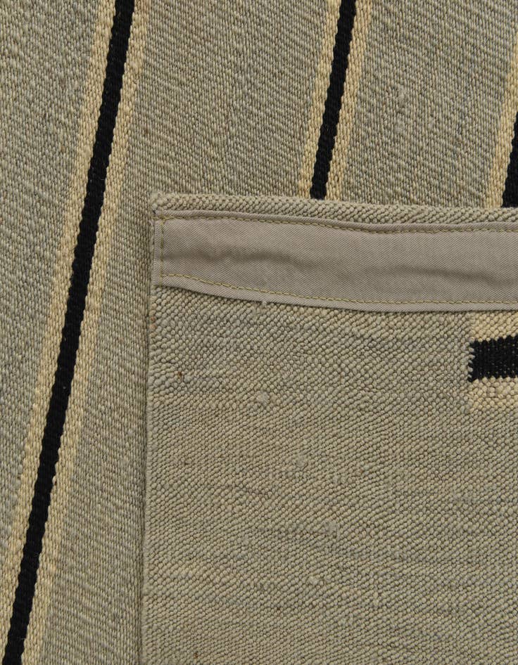 Detail image of  4' 3 x 5' 10  Hand Woven Kilim Modern Wool Rug