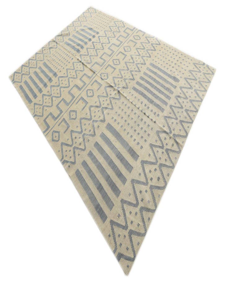 Detail image of  7' x 9' 9  Hand Woven Kilim Modern Wool Rug