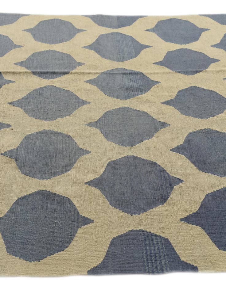 Detail image of  5' 10 x 7' 10  Hand Woven Kilim Modern Wool Rug