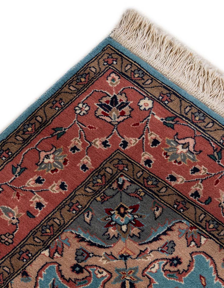 Detail image of  5' 1 x 8' 4  Hand Knotted Lahour Wool Rug