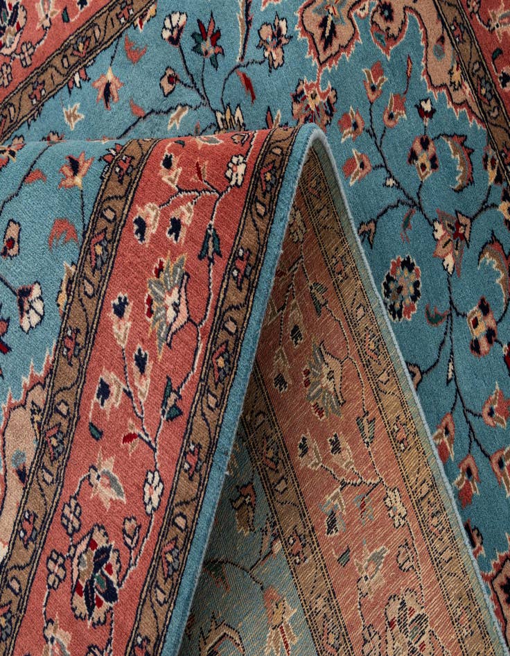 Detail image of  5' 1 x 8' 4  Hand Knotted Lahour Wool Rug