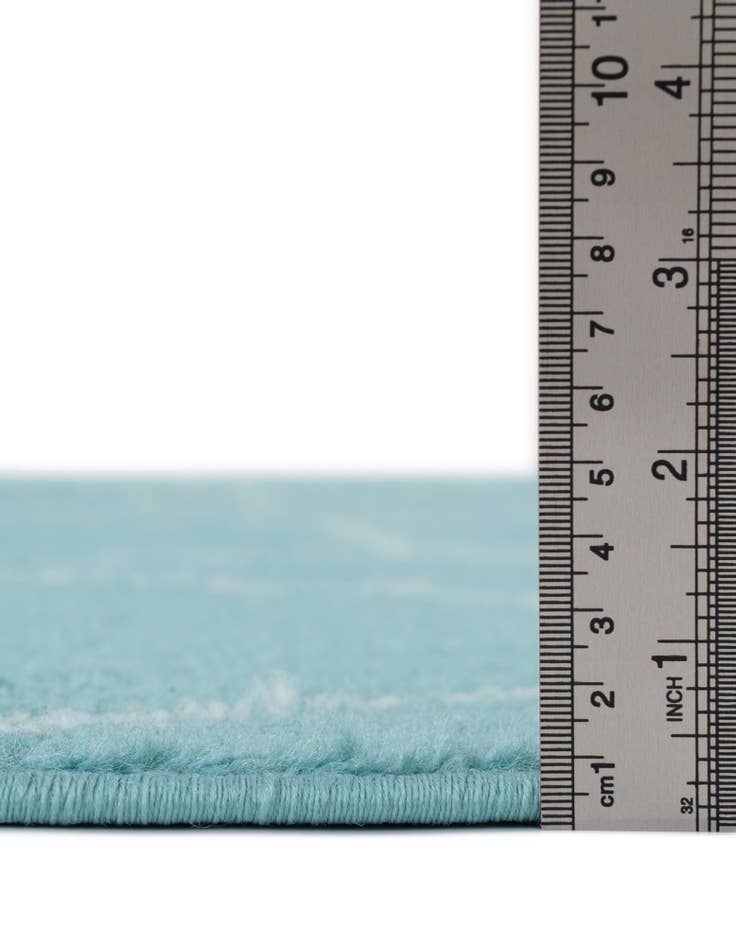 Detail image of  7' 10 x 11' Lattice Frieze Rug