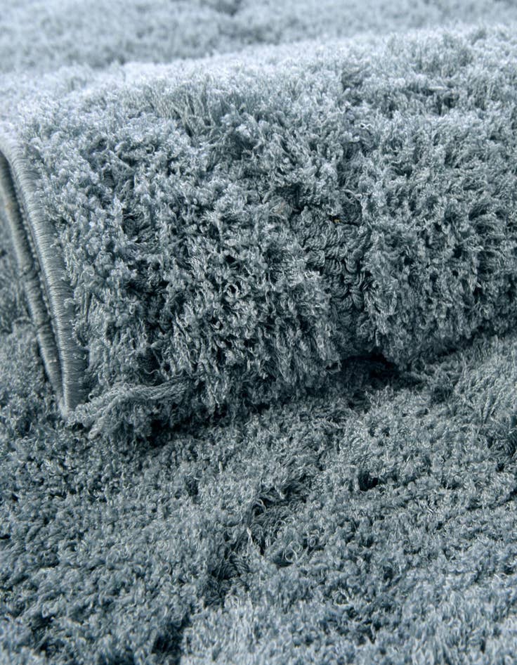 Detail image of  5' x 8' Lattice Shag Rug