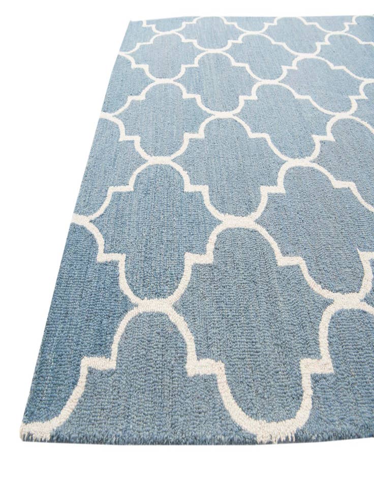 Detail image of  5' x 8' Luna Rug