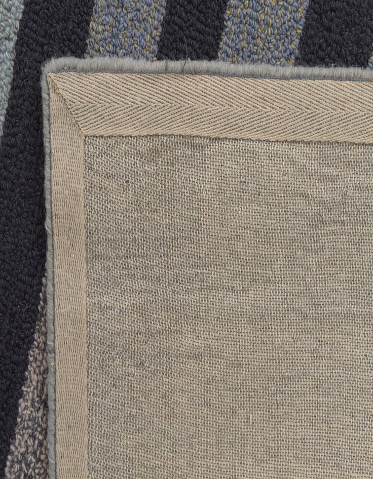 Detail image of  8' 1 x 10' 1 Luna Rug