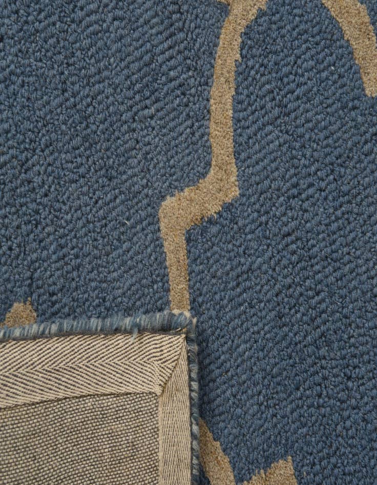 Detail image of  5' x 8' Luna Rug