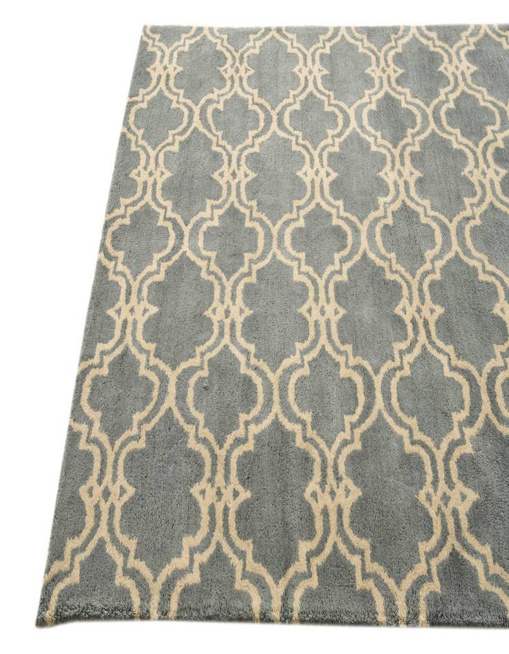 Detail image of  5' x 7' 10 Luna Wool Rug
