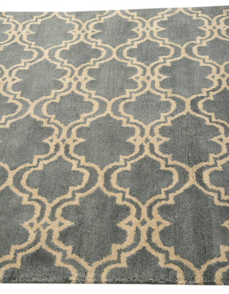 Detail image of  5' x 7' 10 Luna Wool Rug