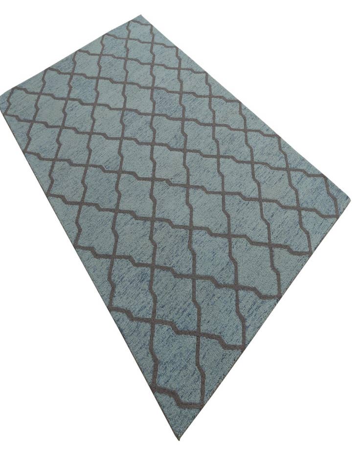 Detail image of  5' x 8' Luna Wool Rug