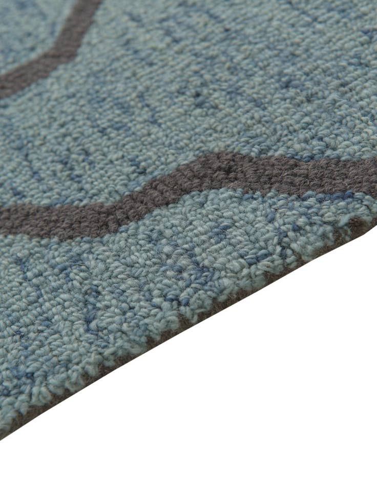 Detail image of  5' x 8' Luna Wool Rug