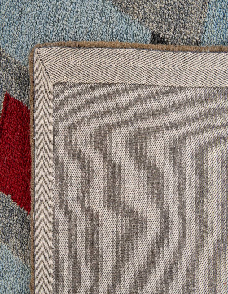 Detail image of  8' x 10' Luna Wool Rug