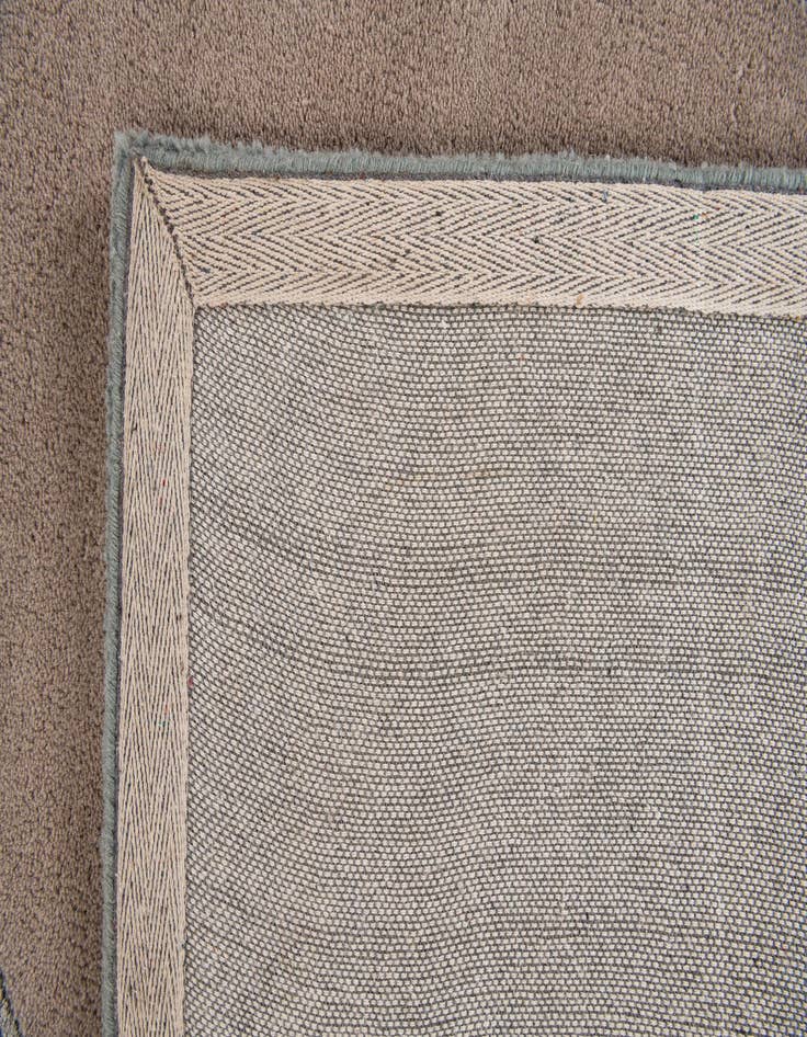 Detail image of  5' 7 x 7' 9 Luna Rug