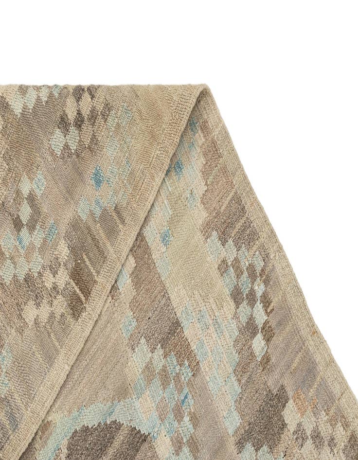 Detail image of  8' 6 x 9' 3  Hand Knotted Marok Kilim Rug