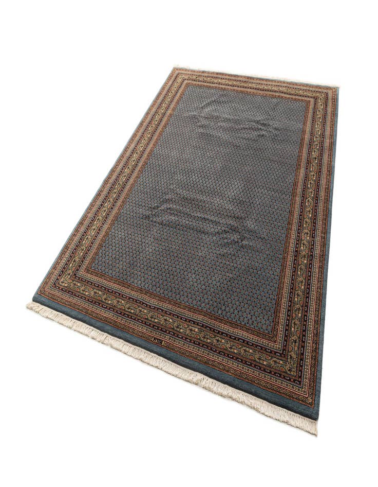 Detail image of  7' 4 x 9' 9  Hand Knotted Mir Wool Rug