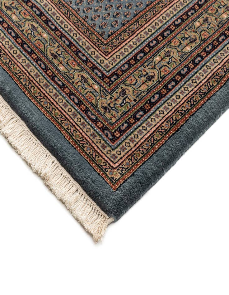 Detail image of  7' 4 x 9' 9  Hand Knotted Mir Wool Rug