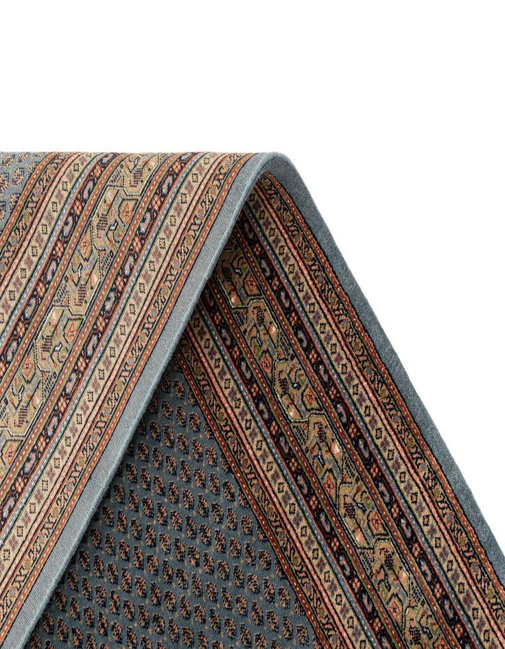 Detail image of  7' 4 x 9' 9  Hand Knotted Mir Wool Rug