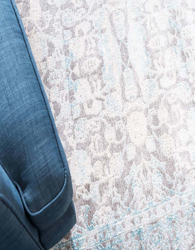 Detail image of  7' x 10' Modern Classical Rug
