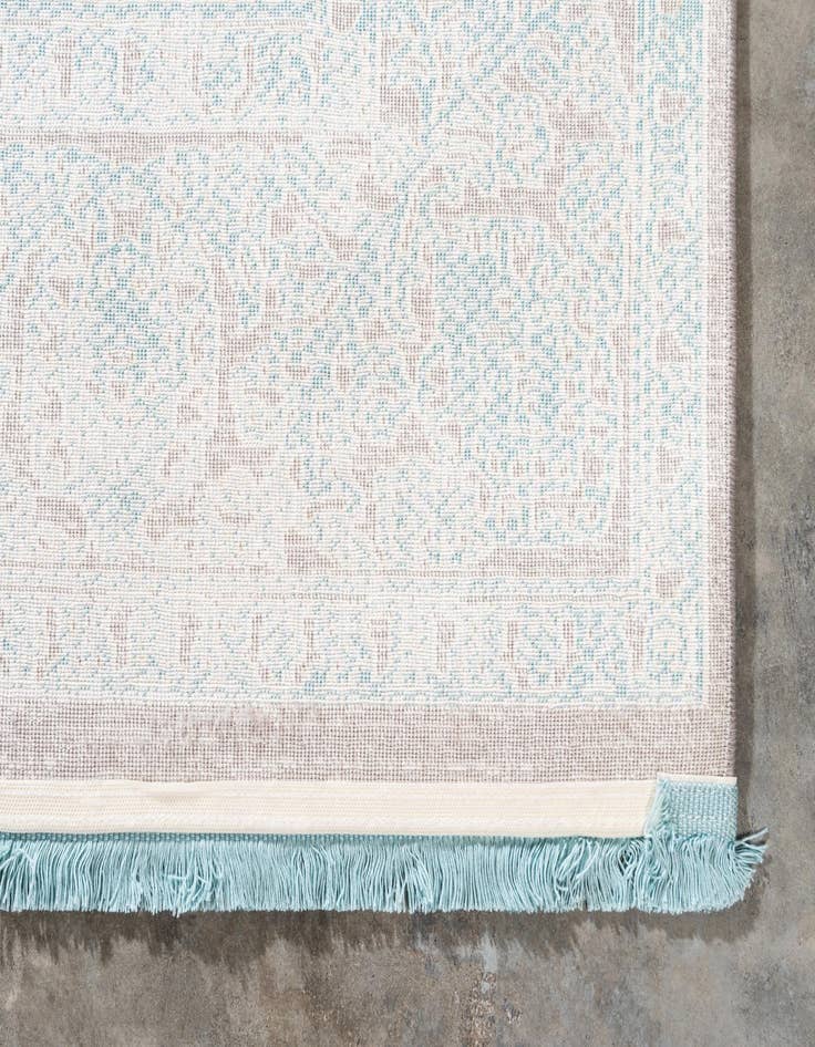 Detail image of  7' x 10' Modern Classical Rug