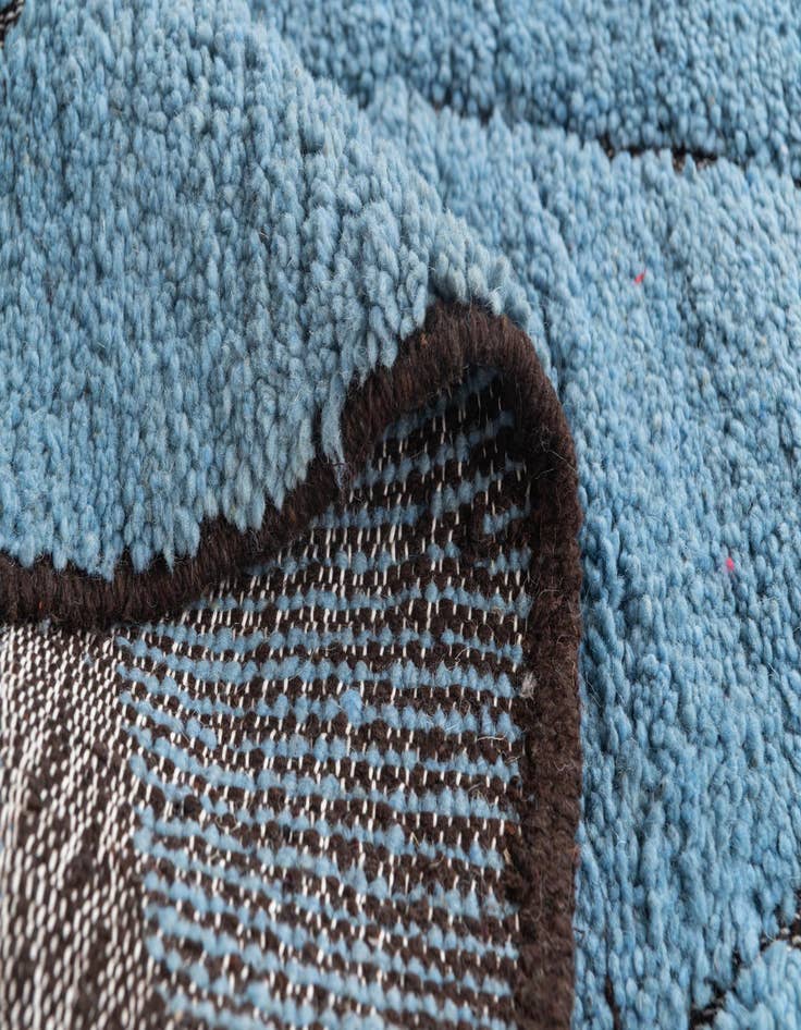 Detail image of  5' 6 x 7' 7  Hand Knotted Moroccan Wool Rug