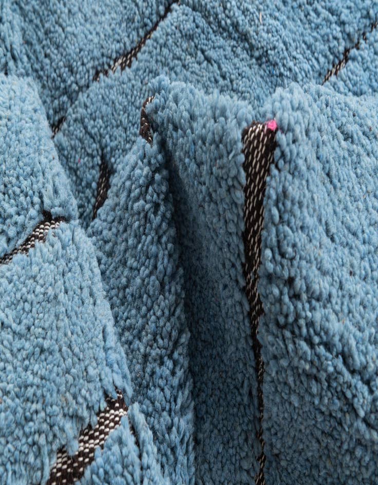 Detail image of  5' 6 x 7' 7  Hand Knotted Moroccan Wool Rug