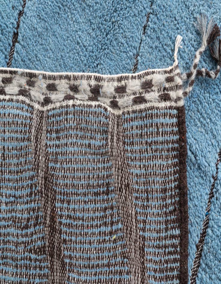 Detail image of  5' 6 x 7' 7  Hand Knotted Moroccan Wool Rug